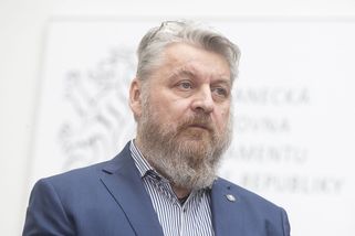 Tradiční bolest populistů. Bydlení poslance ANO na...